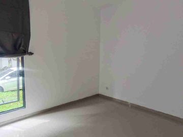 Rumah second dalam cluster U-Ville Bintaro Tangsel