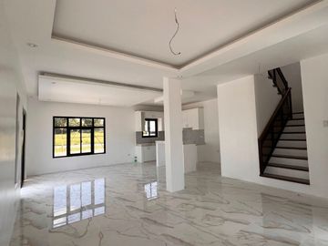 5-Bedroom House & Lot for Sale | Saddle & Clubs, Cavite City
