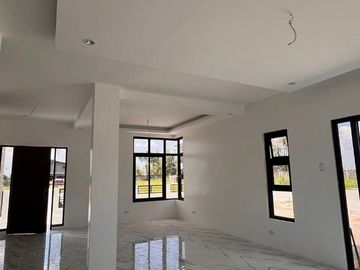 5-Bedroom House & Lot for Sale | Saddle & Clubs, Cavite City