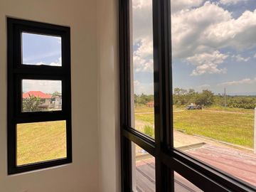 5-Bedroom House & Lot for Sale | Saddle & Clubs, Cavite City