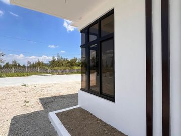 5-Bedroom House & Lot for Sale | Saddle & Clubs, Cavite City