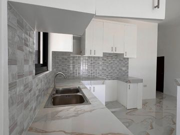 5-Bedroom House & Lot for Sale | Saddle & Clubs, Cavite City