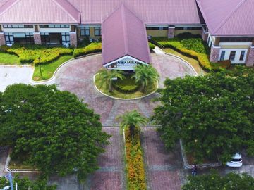5-Bedroom House & Lot for Sale | Saddle & Clubs, Cavite City