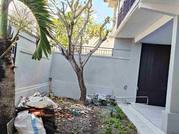 RUMAH 2 LANTAI LOKASI STRATEGIS KEROBOKAN, KUTA UTARA - Badung.
