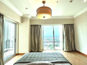 DIJUAL Pakubuwono Residence 2+1BR City View BEST PRICE