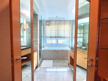 DIJUAL Pakubuwono Residence 2+1BR City View BEST PRICE