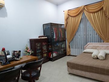 Rumah Besar Siap Huni di Palebon Pedurungan Lebar Muka 15