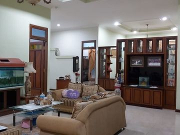 Rumah Besar Siap Huni di Palebon Pedurungan Lebar Muka 15