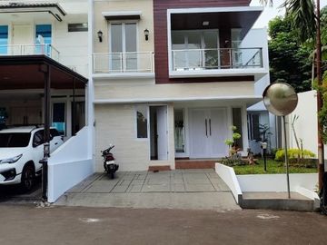 Rumah Baru 2 Lantai Siap Huni di Jl. Bango Cilandak, Jakarta Selatan