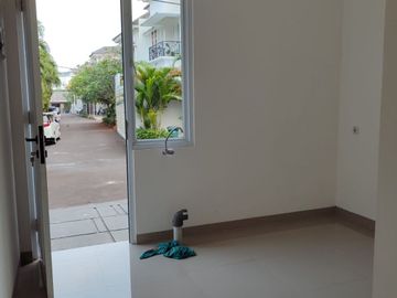 Rumah Baru 2 Lantai Siap Huni di Jl. Bango Cilandak, Jakarta Selatan