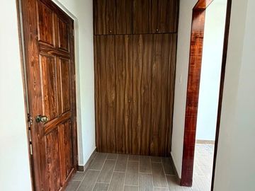 Casa Remodelada de 2 Pisos | 3 Recámaras | Unidad Independencia IMSS