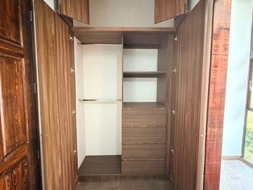 Casa Remodelada de 2 Pisos | 3 Recámaras | Unidad Independencia IMSS