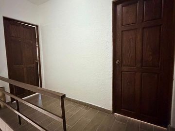 Casa Remodelada de 2 Pisos | 3 Recámaras | Unidad Independencia IMSS