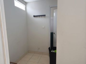 Disewakan berikut furnish sesuai foto Primrose Condovilla , Summarecon Bekasi