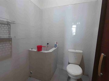 rumah disewakan  solo full  furnished dekat solo square