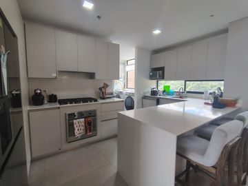 Apartamento AMOBLADO en Cola del Zorro, El Poblado