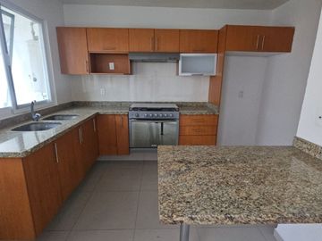 CASA EN RENTA SENDEROS DE MONTEVERDE