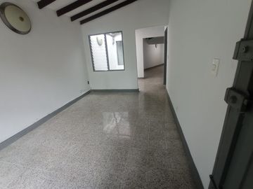 Apartamento en Arriendo Avenida Nutibara Medellin