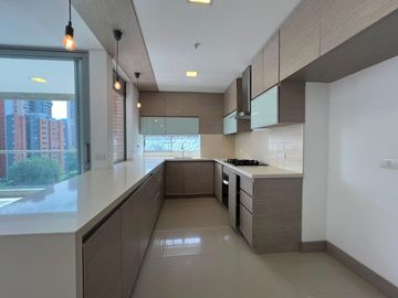 Apartamento en Arriendo en Provenza, El Poblado