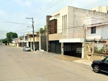 CASA EN VENTA (RECUPERACION HIPOTECARIA)