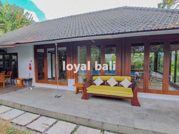 Villa, 5-Bedroom Pavilion-Style Villa for Sale in Prime Umalas, Canggu, Bali