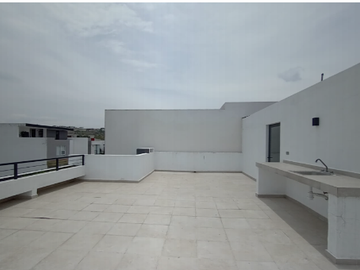 CASA DE ENTREGA INMEDIATA EN PRIVADA ORIZABA, SANTA CLARA, OCOYUCAN, PUEBLA