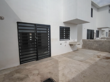 CASA DE ENTREGA INMEDIATA EN GRANADA RESIDENCIAL, CULIACAN, SINALOA