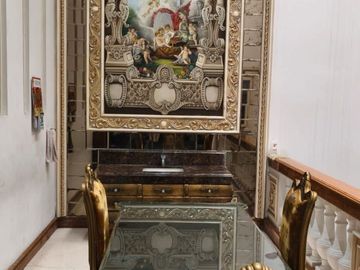 Dijual Cepat Rumah Sultan 3,5 Lantai Siap Huni SHM
