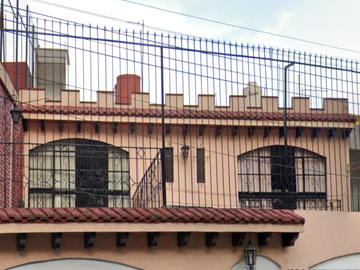 VENTA DE CASA EN EDUCACION, COYOACAN, CDMX