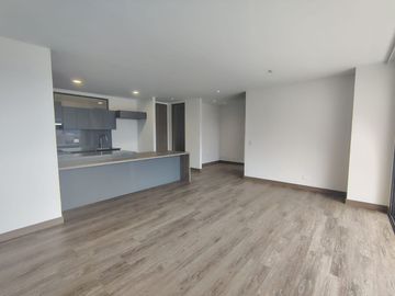 Apartamento en Arriendo en Los Balsos, El Poblado