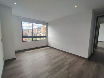 Apartamento en Arriendo en Los Balsos, El Poblado