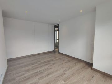 Apartamento en Arriendo en Los Balsos, El Poblado