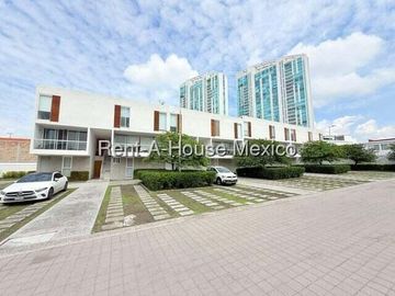 Departamento Townhouse en renta en Santa Fe, Juriquilla - Querétaro