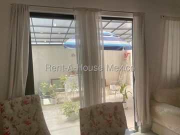 Casa en Venta en Zákia | 2 Recámaras y Amenidades JPC1111
