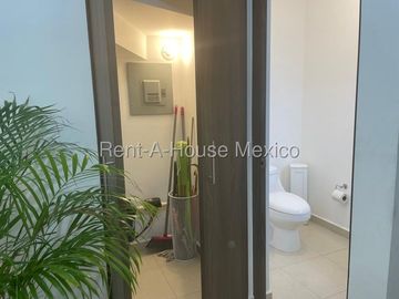 Casa en Venta en Zákia | 2 Recámaras y Amenidades JPC1111