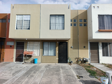Casa en Venta – Arboleda Real del Valle, Coto Fuente Neptuno – Tlajomulco