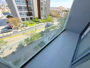 Departamento en venta con 1 Hab, 1 Baño en Villas del Sol, Queretaro, Mexico.