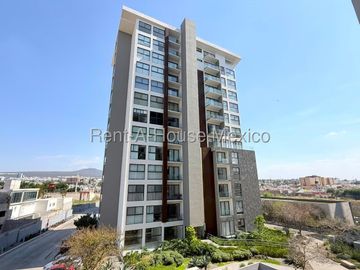 Departamento en venta con 1 Hab, 1 Baño en Villas del Sol, Queretaro, Mexico.