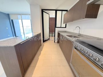 Departamento en venta con 1 Hab, 1 Baño en Villas del Sol, Queretaro, Mexico.