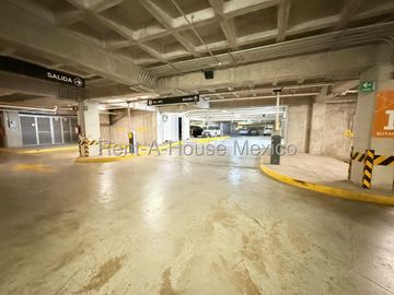 Departamento en venta con 1 Hab, 1 Baño en Villas del Sol, Queretaro, Mexico.