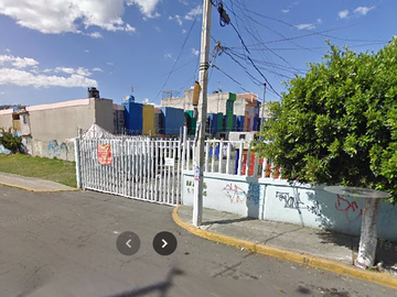 CASA EN REMATE BANCARIO-CONJUNTO URBANO LOS HEROES IXTAPALUCA