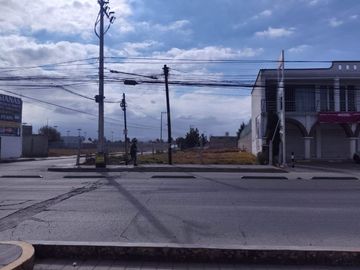 TERRENO EN RENTA EN CIRCUITO METROPOLITANO ESQUINA JOSEFA ORTIZ - FRENTE A PLAZA TRAFALGAR