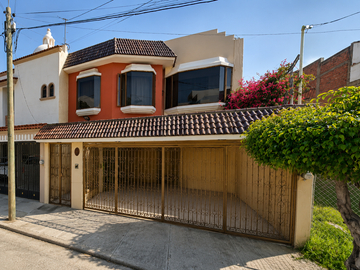 Casa en venta en Valle del Sol, Ciudad Guzmán, Jalisco.