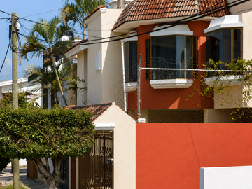 Casa en venta en Valle del Sol, Ciudad Guzmán, Jalisco.