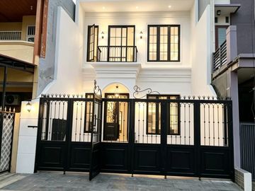 Ac63 Rumah Mewah Akses Jalan 3 Mobil Pondok Kelapa Jakarta Timur