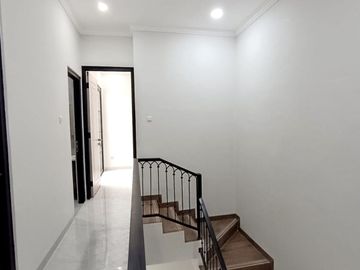 Ac63 Rumah Mewah Akses Jalan 3 Mobil Pondok Kelapa Jakarta Timur