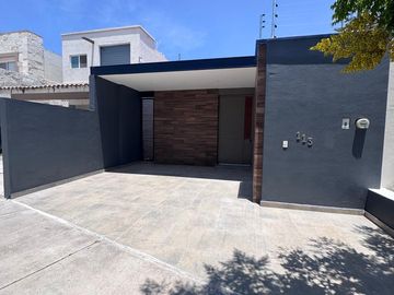 Casa de Una Planta en Mayorazgo | a 24 Min de Puerto Interior