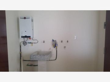 Departamento en  Renta, Zona Cholula, entre Periférico y Zavaleta, a 8 Min. de la UDLAP