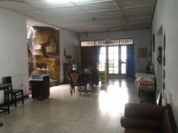 Best Deal! Rumah Bagus Luas di Bintaro Jakarta Selatan LT 400 m² + 70 m² 3 KT Akses Mudah Nego Sampe Deal!