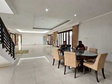 Rumah Mewah Private Pool HOOK Jalan Kaliurang
